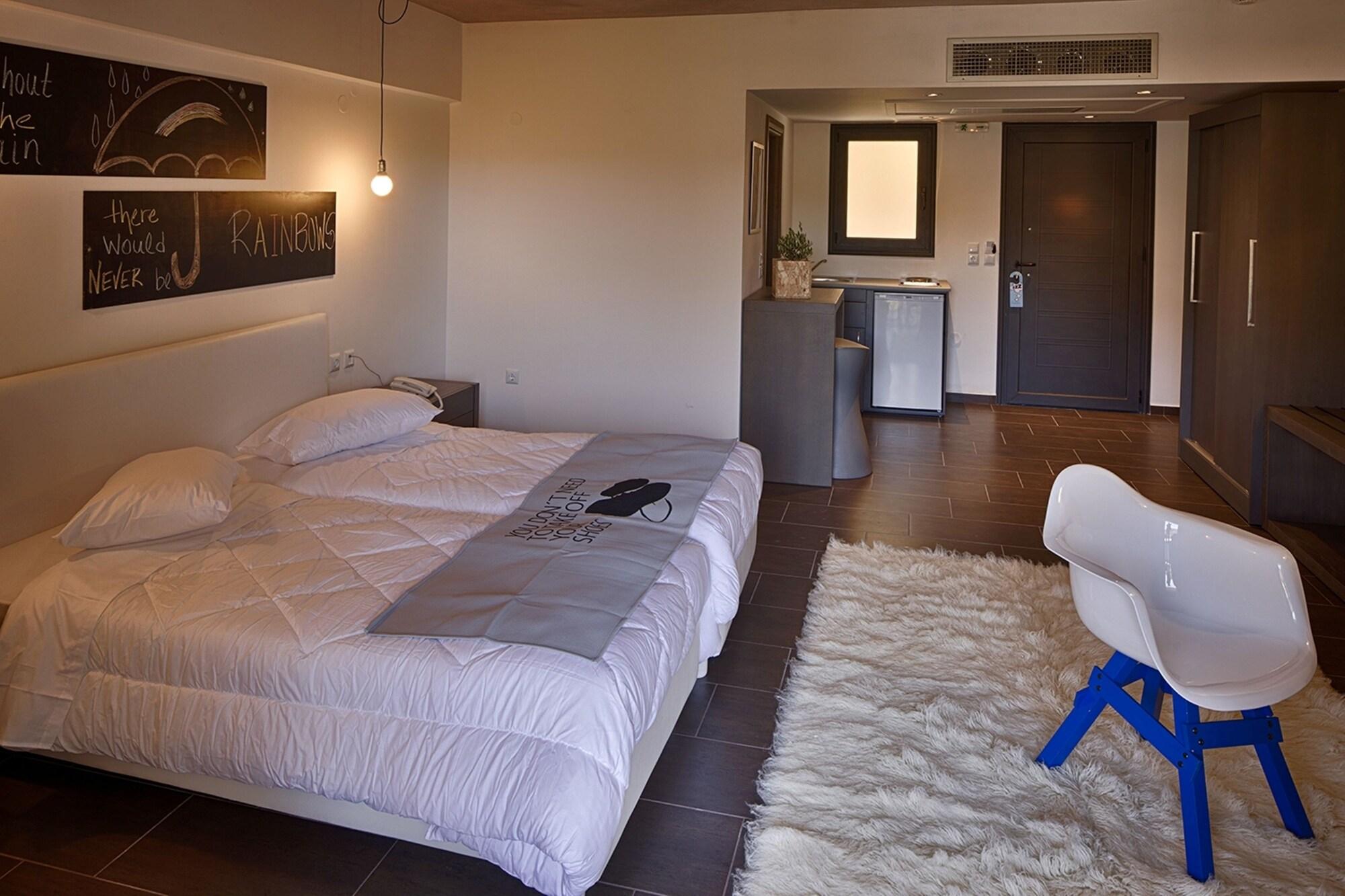Oniropetra Boutique Hotel Karpenisi Bagian luar foto