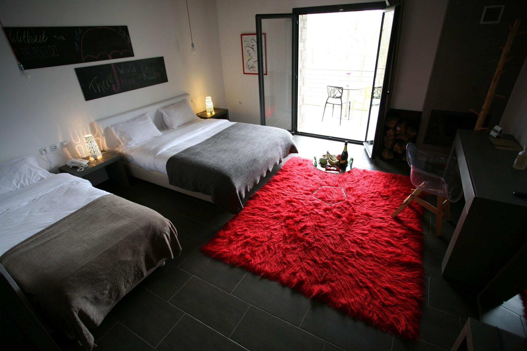 Oniropetra Boutique Hotel Karpenisi Bagian luar foto