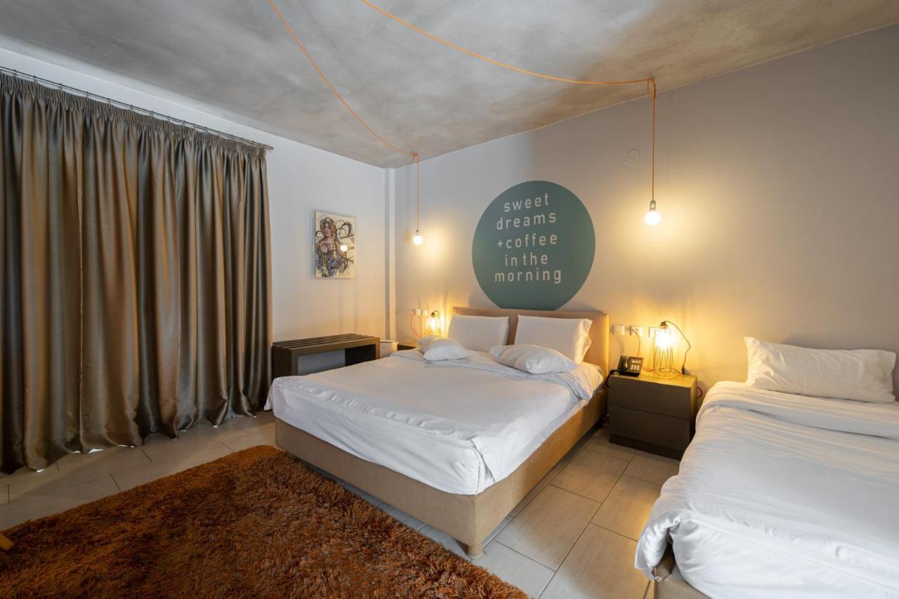 Oniropetra Boutique Hotel Karpenisi Bagian luar foto